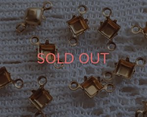 画像1: 4mmスクエア用/ブラスセッティング/クローズドバック/2リング(1個)