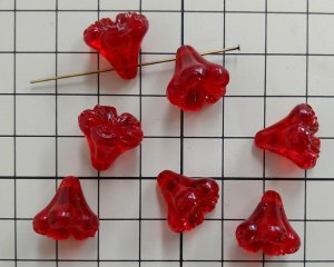 画像2: ヴィンテージ/ドイツ/ルーサイト/フラワードロップ/クリアレッド(1個)