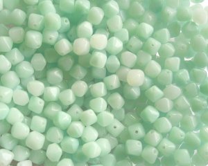 画像2: チェコガラスビーズ/バイコン/ミントホワイトミックス/6mm(20個)