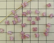画像2: チェコガラスビーズ/ミニフラワー/ダスターピンクオパール（20個） (2)