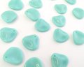チェコガラスビーズ/ローズペタル/オペークターコイズ/約13mm(2個)