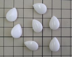 画像2: ヴィンテージ/ドイツ/オペークホワイト/15×11mm（1個） (2)