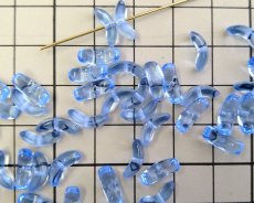 画像2: チェコガラスビーズ/エンジェルウィングS/ライトサファイア/約10×3mm(10個) (2)