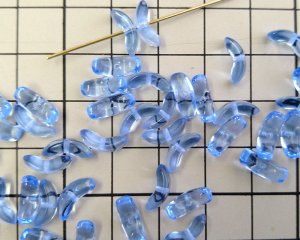 画像2: チェコガラスビーズ/エンジェルウィングS/ライトサファイア/約10×3mm(10個)