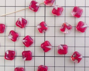 画像2: チェコガラスビーズ/フラットスクエア/約12mm/クリア×レッド(2個）