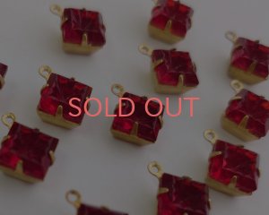 画像1: セット済/ヴィンテージガラス/コンケイブ/レッド/ブラス(1個)