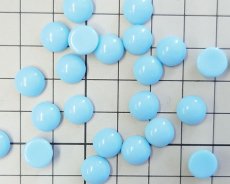 画像2: ns307/ヴィンテージ/ドイツ/ガラスカボション/ベビーブルー/約9mm(1個) (2)