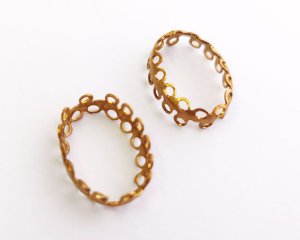 画像1: ヴィンテージ/18×13mm用/ブラスセッティング/レース(1個)