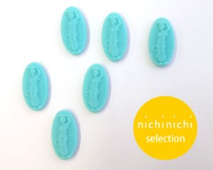 画像1: ns330/ヴィンテージ/ドイツ/ガラスカメオ/花輪を持つ女神/オペークミント/約20×10mm(1個）