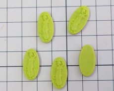 画像3: ns330/ヴィンテージ/ドイツ/ガラスカメオ/花輪を持つ女神/ピスタチオマーブル/約20×10mm(1個） (3)