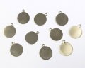 鉄製貼り付け用メタルパーツ/シルバー/約12mm(1個)