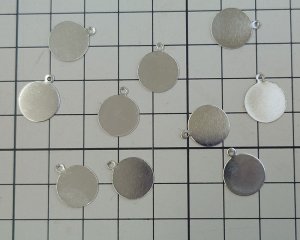 画像3: 鉄製貼り付け用メタルパーツ/シルバー/約12mm(1個)