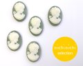 ns345/ヴィンテージ/プラスチックカメオ/レディ（リボン&フラワー）/ミルキーモスグリーン/約25×18mm/(1個)