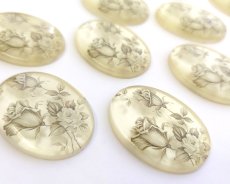 画像2: ns338/ヴィンテージ/ドイツ/プラスチックカボション/グレイローズ/約40×30mm(1個） (2)