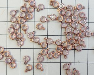 画像2: ヴィンテージ/ドイツ/ミニガラスチャーム/ライトアメシスト(10個)