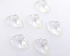 画像1: ヴィンテージ/ドイツ/ガラスカボション/苺/フォイルなし/約14×12mm(1個) (1)