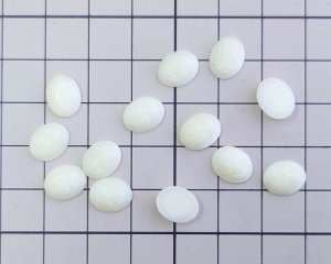 画像2: ns368/ヴィンテージ/ドイツ/ガラスカボション/プチサイズ/ウランガラス（1個）