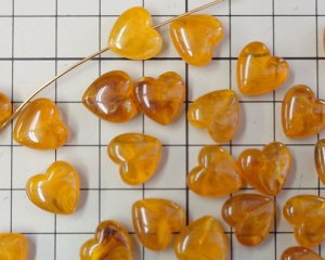 画像2: ヴィンテージ/日本/プラスチック/アンバーハート/約12mm（1個）