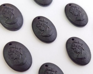 画像2: ns375/ヴィンテージ/ドイツ/ガラスカメオペンダント/ブラック/約18×13mm（1個）
