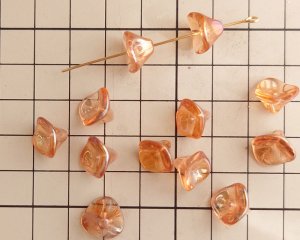 画像2: チェコガラスビーズ/スリーペタルフラワー/ロザリンセルシアン(2個）