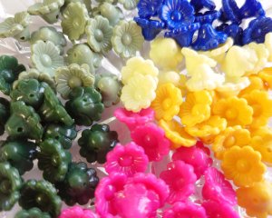 画像3: ヴィンテージ/ドイツ/プラスチック/レトロフラワー/イエロー(1個)