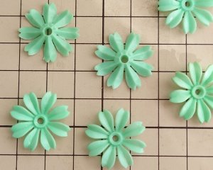 画像2: ヴィンテージ/ドイツ/プラスティック/フラワー241/アップルグリーン（2個）