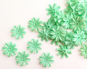 画像1: ヴィンテージ/ドイツ/プラスティック/フラワー241/アップルグリーン（2個）