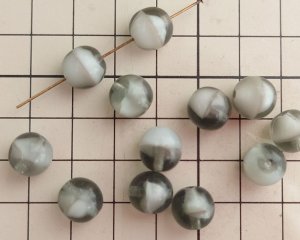 画像2: ヴィンテージ/ドイツ/ガラス/ラウンド/グレイ×ホワイト/約10mm（2個）
