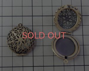 画像2: /メタルパーツ/透かしロケット/金古美（1個)