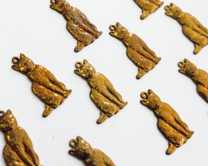 画像1: ヴィンテージ/USA/ブラスチャーム/猫(1個)