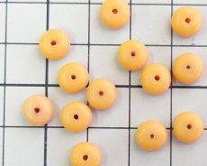 画像2: ヴィンテージ/ドイツ/プラスチック/ぽってりロンデル/マスタード（2個） (2)