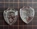 画像2: ヴィンテージ/ヨーロッパ/ガラスカボション/エンブレム/クリア(1個) (2)