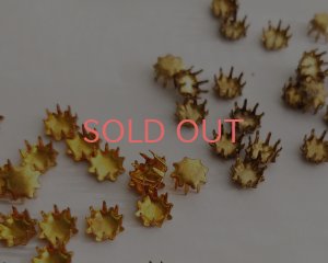 画像1: 30ssラウンド用/ブラスセッティング/スカラップ(1個)