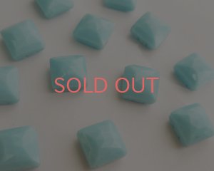 画像1: ヴィンテージ/チェコ/2ホールタイル/オペークライトブルー（1個）