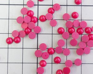 画像2: ns380/ヴィンテージ/ドイツ/ガラスカボション/オペークダークレッド/約5mm(1個）