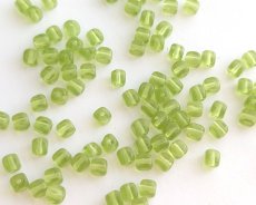 画像1: チェコガラスビーズ/オリバイン/キューブ/4mm(45個) (1)