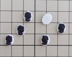 画像2: ns363/ヴィンテージ/ドイツ/ガラスカメオ/ホワイト×ブラック/約10×8mm