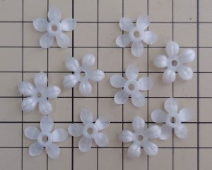 画像2: ヴィンテージ/ドイツ/プラスティック/フラワーF/ペールブルーグレー（4個）