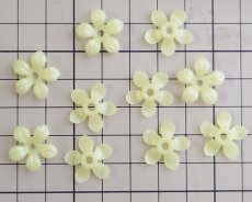 画像3: ヴィンテージ/ドイツ/プラスティック/フラワーF/レモンイエロー（4個） (3)