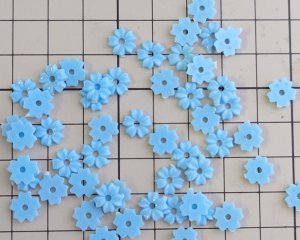 画像2: ヴィンテージ/ドイツ/プラスティック/フラワーa2/ベビーブルー（4個）