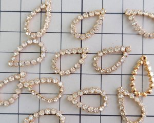 画像2: ヴィンテージ/ドイツ/プリセットパーツ/クリアドロップ（1個）