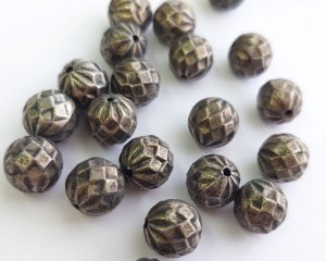 画像1: ヴィンテージ/ドイツ/プラスチック/カットラウンド/メタリックダークシルバー/約12mm（1個）