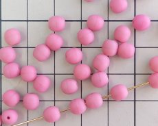 画像2: チェコガラスビーズ/ラウンド/6mm/マットオペークピンク（10個） (2)