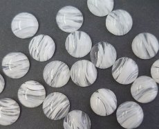 画像2: ヴィンテージ/ドイツ/ガラスカボション/ホワイトマーブル/約15mm(1個） (2)