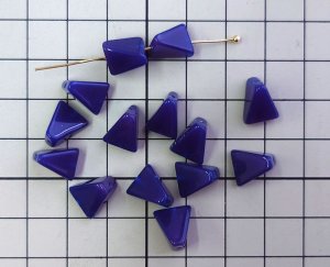 画像2: ヴィンテージ/プラスチック/トライアングル/ブルーパープル(2個)