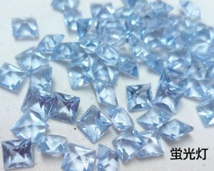 画像1: ヴィンテージ/チェコ/ガラス/アレキサンドライト/8mm(1個)