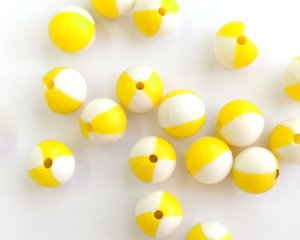 画像1: ヴィンテージ/ドイツ/プラスチック/イエローホワイトラウンド（1個）