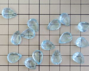 画像2: ヴィンテージ/ドイツ/プラスチック/ライトブルードロップ/約14×10mm(1個)