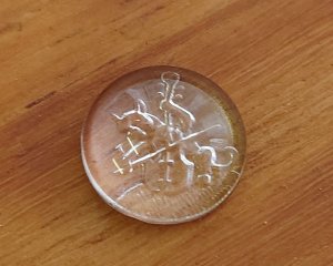 画像1: ヴィンテージ/ドイツ/ガラスインタリオ/チェロ弾きの猫/約13mm（1個）