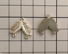 画像2: ヴィンテージ/USA/プラスチック/ツインリーフコネクター/ライトゴールド(2個) (2)